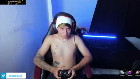 Snapshot of michael_kendall0 chatting on October 18, 1:08 am michael independent model  online show from October 18, 1:08 am