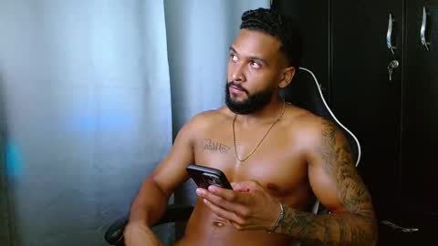 maximo online show from February 11, 6:07 am