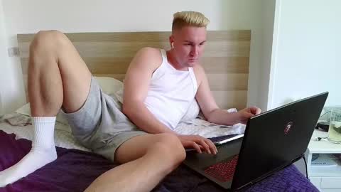 michael_sexdevil online show from May 20, 11:49 am