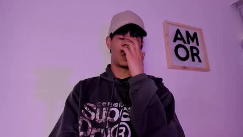 michael_vidal online show from November 20, 9:14 pm