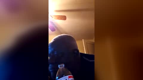 Snapshot of michaelbellamy581967 chatting on June 23, 1:25 am michaelbellamy581967 online show from June 23, 1:25 am