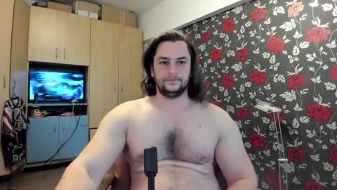 michaelragnar90 online show from April 2, 7:28 am