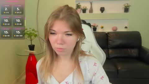 michafox online show from February 4, 11:49 am