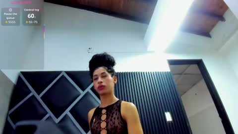 Snapshot of michel_floress chatting on April 28, 11:59 am michel_floress online show from April 28, 11:59 am