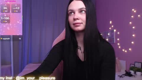 Snapshot of michela_fruet chatting on March 8, 1:14 am Kate online show from March 8, 1:14 am