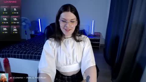 Snapshot of micheledoll chatting on October 15, 1:44 pm MicheleDoll online show from October 15, 1:44 pm