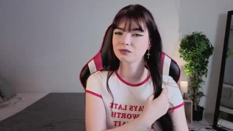 Michelle online show from May 12, 7:00 pm