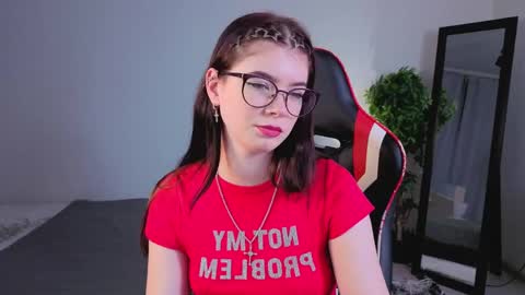 Michelle online show from May 26, 8:49 pm