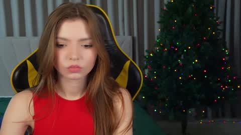 Snapshot of michelleinlove4u chatting on December 11, 12:12 pm Michelle online show from December 11, 12:12 pm