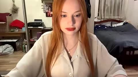 Snapshot of michelsogol chatting on February 5, 6:23 pm Foxy online show from February 5, 6:23 pm