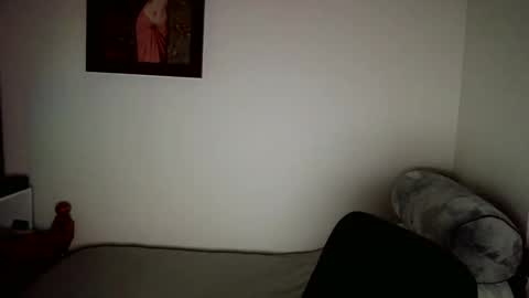 micic3 online show from May 8, 12:27 am