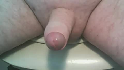Snapshot of mick852852 chatting on April 7, 7:42 am mick852852 online show from April 7, 7:42 am