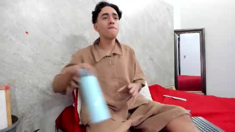 Snapshot of mick_lollipopp chatting on February 26, 8:08 pm mick_lollipopp online show from February 26, 8:08 pm