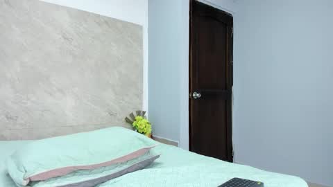 mick_lollipopp online show from March 8, 2:21 pm