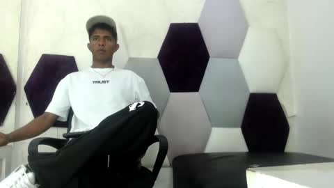 Mick storm online show from February 1, 7:45 pm