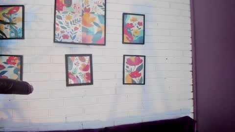 Micki online show from April 3, 11:19 am