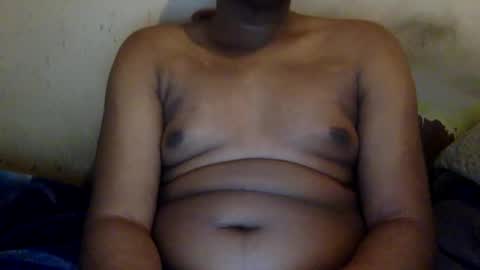 Snapshot of mickkzzx chatting on December 12, 2:48 am mickkzzx online show from December 12, 2:48 am