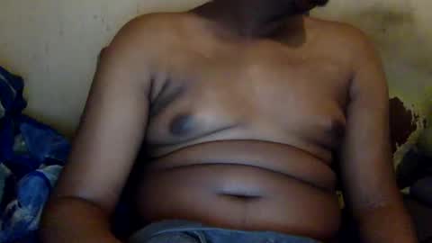 Snapshot of mickkzzx chatting on December 16, 10:56 pm mickkzzx online show from December 16, 10:56 pm