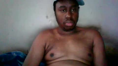 Snapshot of mickkzzx chatting on February 15, 1:27 pm mickkzzx online show from February 15, 1:27 pm