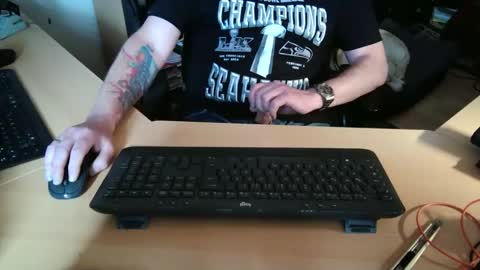 Snapshot of mickyj chatting on May 31, 4:03 pm mickyj online show from May 31, 4:03 pm