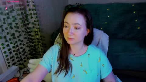 Snapshot of mickywood chatting on July 6, 7:49 pm Micky online show from July 6, 7:49 pm