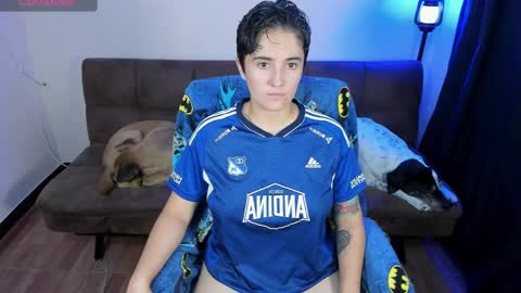 Blue online show from February 9, 1:11 am