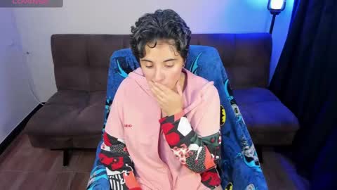 Blue online show from February 25, 5:41 am