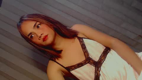 Snapshot of midnight_cravings143 chatting on June 29, 11:43 am terra online show from June 29, 11:43 am