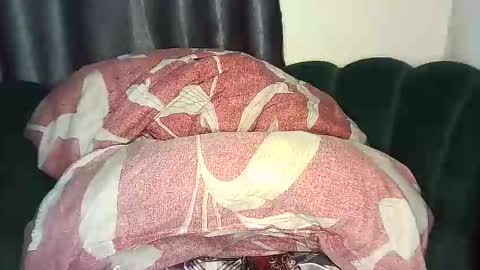 Snapshot of midnight_goddess chatting on September 26, 6:34 pm Kelly online show from September 26, 6:34 pm