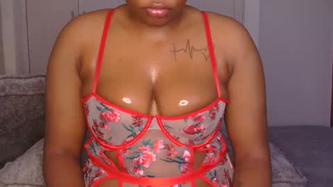 Snapshot of midnight_goddess chatting on April 24, 9:45 am Kelly online show from April 24, 9:45 am