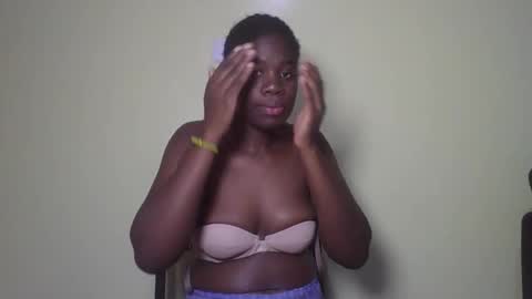 Snapshot of midnight_teasee chatting on January 12, 11:26 am Goddess online show from January 12, 11:26 am