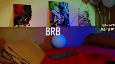 Snapshot of midnighter__ chatting on December 7, 5:48 am Alexey or just Alex online show from December 7, 5:48 am