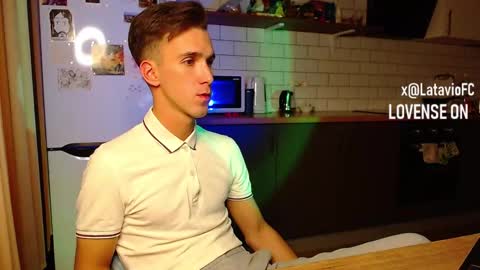 Snapshot of midnighter__ chatting on September 18, 1:51 am Alexey or just Alex online show from September 18, 1:51 am