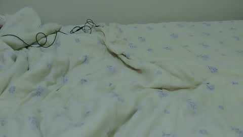 Caddy online show from November 8, 7:30 am