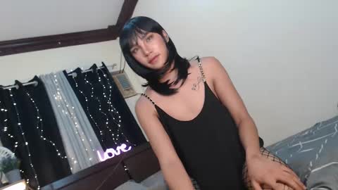 Snapshot of midnightkiller_ chatting on February 5, 9:40 pm Kitty online show from February 5, 9:40 pm