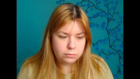 Snapshot of midnightmariana chatting on February 15, 6:10 am Mariana online show from February 15, 6:10 am