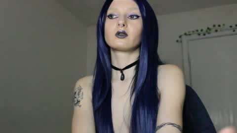 Snapshot of midnightsiren chatting on March 22, 8:12 pm midnightsiren online show from March 22, 8:12 pm