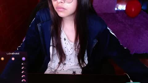 Midori 7u7 online show from April 23, 3:36 pm