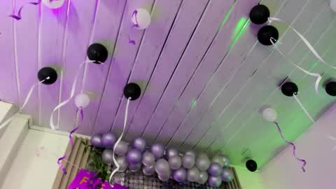 midory_ online show from November 13, 4:55 am