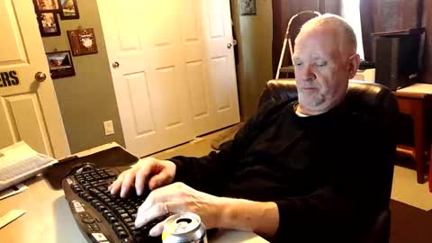 midwestdad09 online show from November 1, 1:35 pm