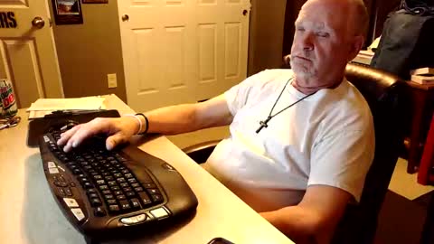 midwestdad09 online show from November 7, 12:10 am