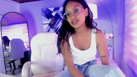 miel_ambar online show from May 11, 2:45 pm