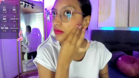 miel_ambar online show from May 28, 3:20 pm
