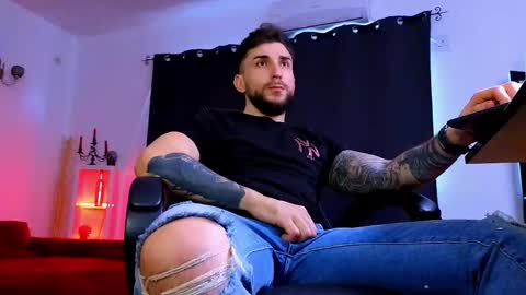 MightyAaron online show from February 24, 2:26 pm