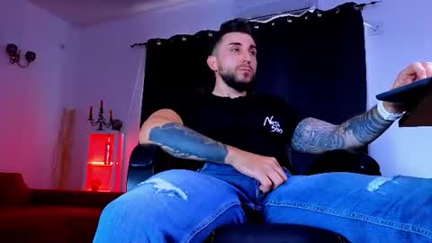 MightyAaron online show from July 6, 3:03 pm