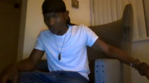 Snapshot of mightymandingo chatting on June 19, 4:06 am Mightymandingo online show from June 19, 4:06 am