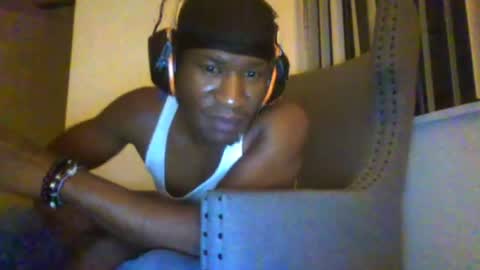 Snapshot of mightymandingo chatting on June 22, 3:47 am Mightymandingo online show from June 22, 3:47 am