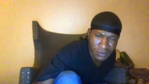 Snapshot of mightymandingo chatting on June 25, 6:51 am Mightymandingo online show from June 25, 6:51 am