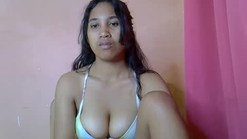 mihpretties online show from March 19, 7:23 am