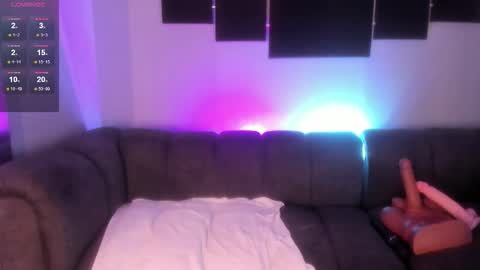 Mia online show from February 27, 10:59 am